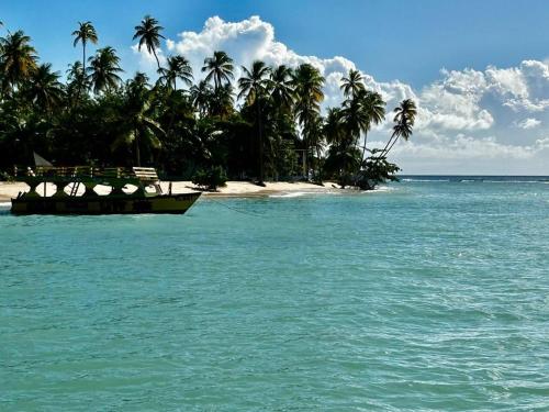 Luxury 5-Bed Villa In Tobago The Big Yellow House,,4 star