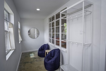 serene 2br 1ba residence in peaceful san antonio