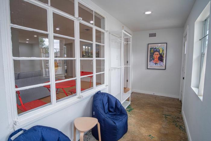 serene 2br 1ba residence in peaceful san antonio