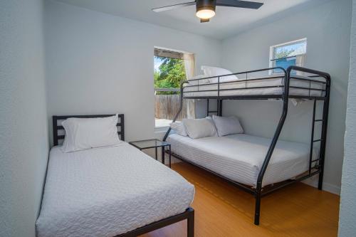 serene 2br 1ba residence in peaceful san antonio