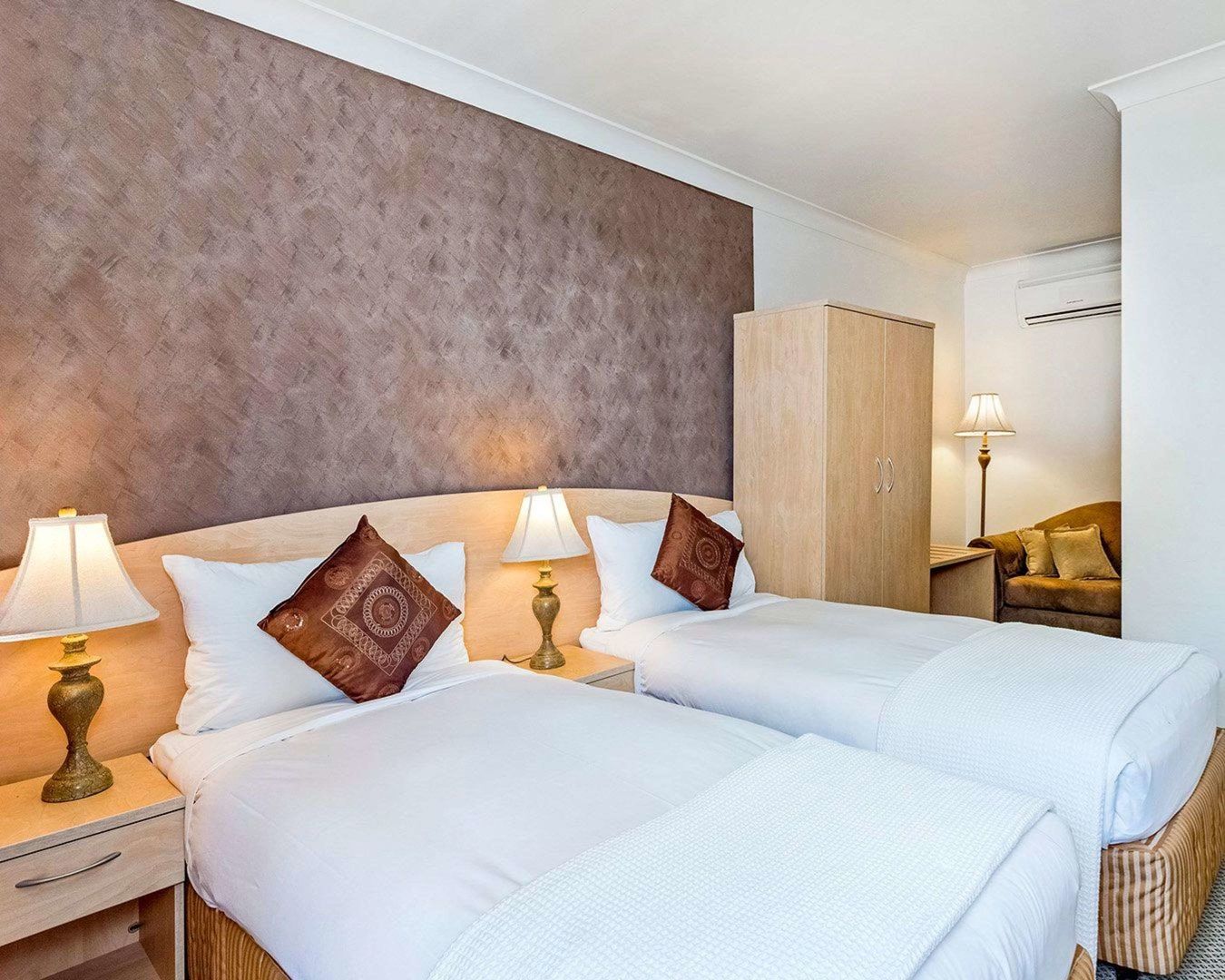 country plaza motel taree