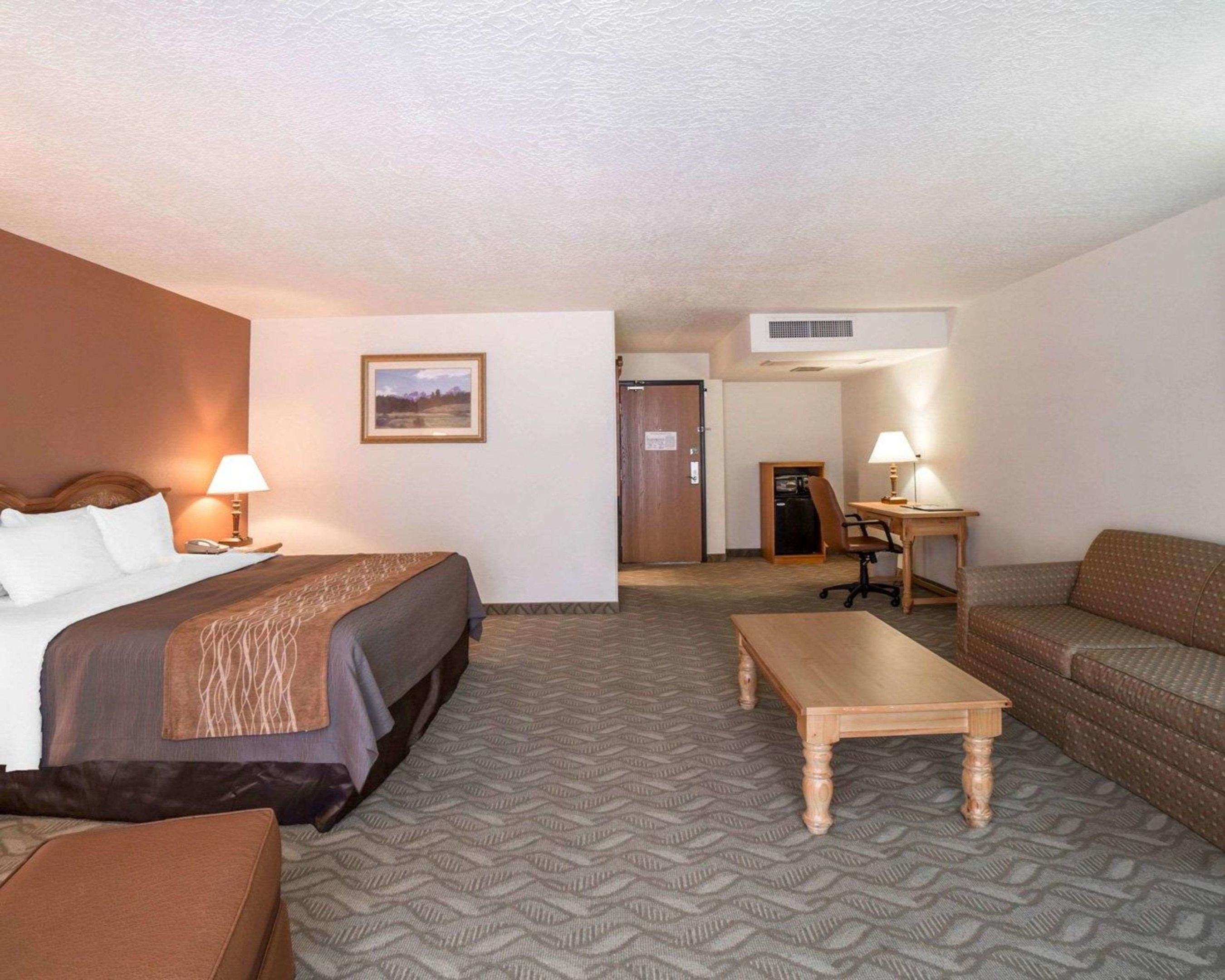 comfort inn downtown