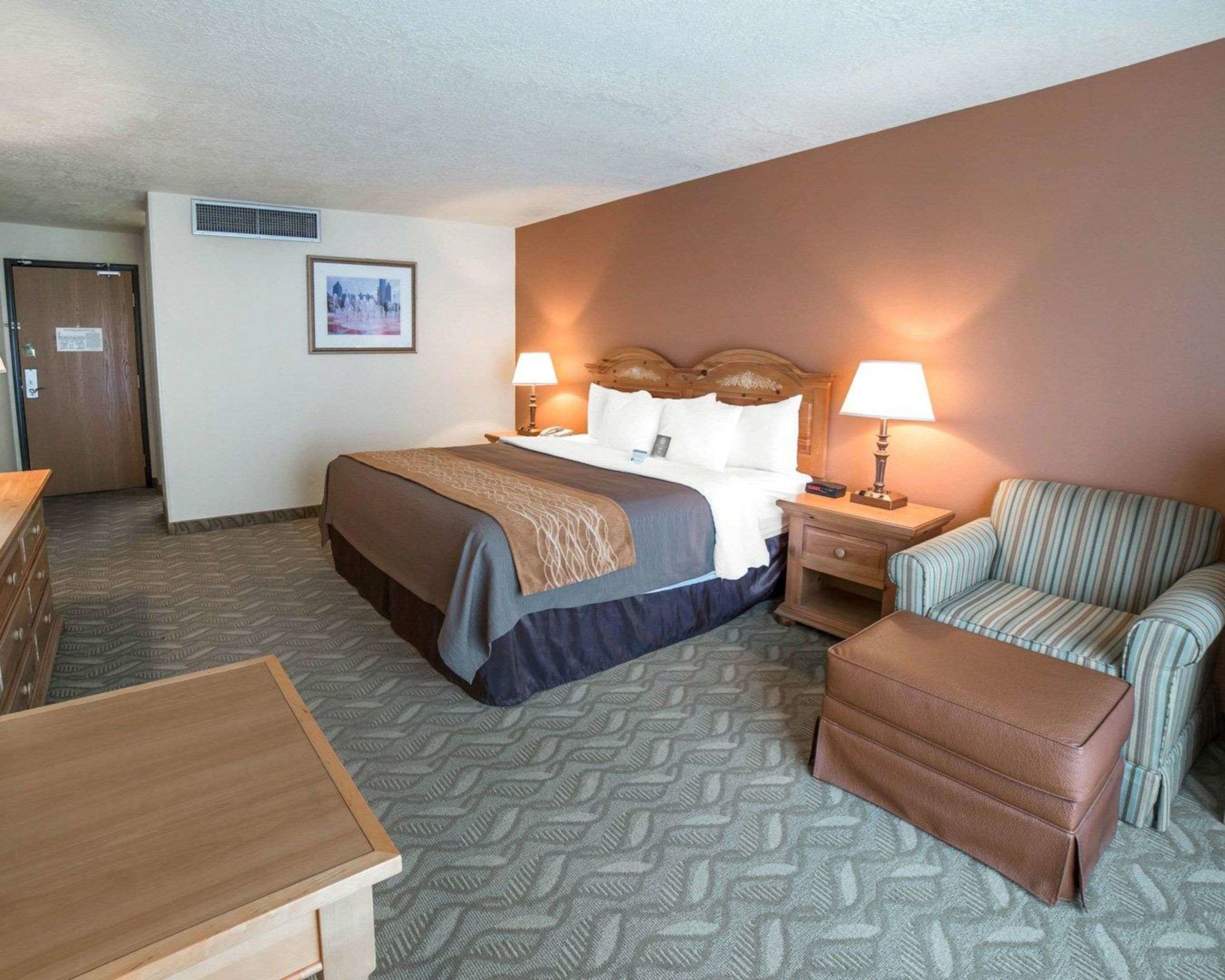 comfort inn downtown