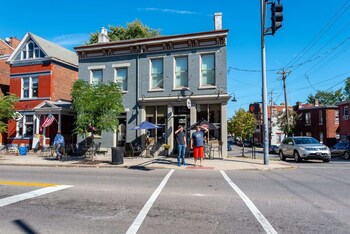 heart of mainstrasse suites