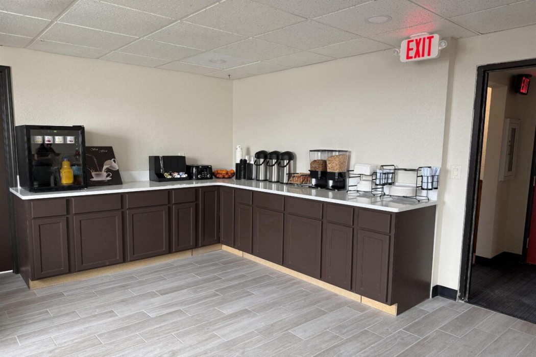 surestay by best western wichita airport