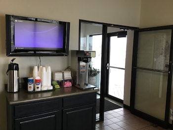 surestay by best western wichita airport