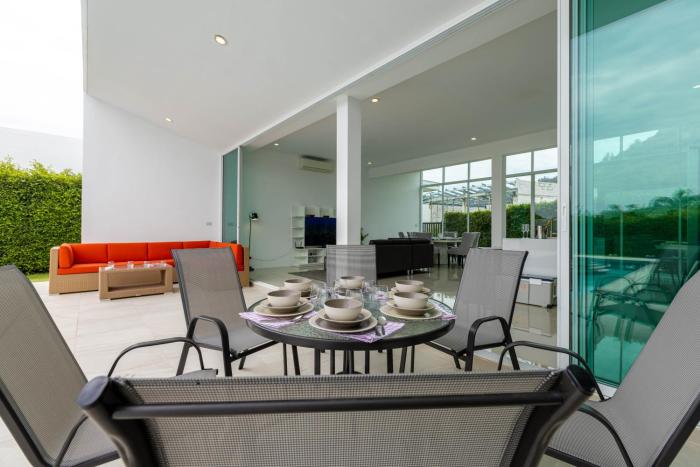 modern 4 bedroom pool villa kha5