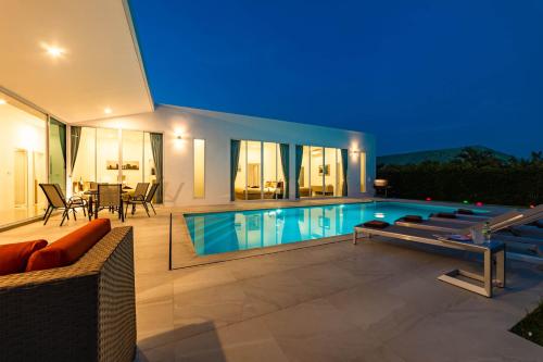 modern 4 bedroom pool villa kha5
