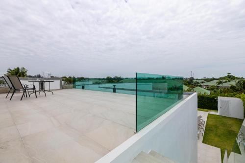modern 4 bedroom pool villa kha5