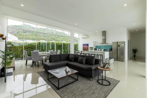 modern 4 bedroom pool villa kha5