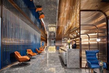 Echarm Plus International Hotel Zhujiang New Town Wuyangcun Metro Station - Free Deliver Service To Canton Fair Complex During Canton Fair Period,,4 star