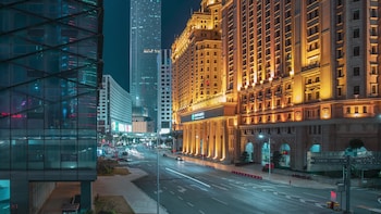 echarm plus international hotel zhujiang new town wuyangcun metro station free deliver service to canton fair complex during canton fair period