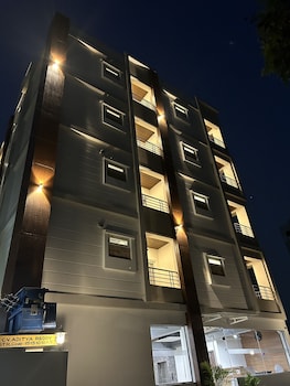 palladium luxury suites unit ii