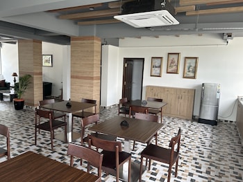 palladium luxury suites unit ii