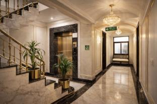 hotel smart inn near igi airport and free airport drop