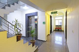hotel smart inn near igi airport and free airport drop