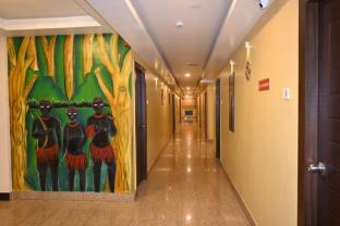 hotel runway inn