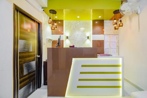 Hotel O Royal Palace,,3 star