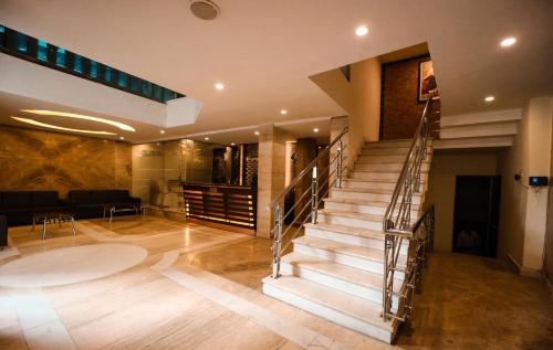 homansh galaxy hotel
