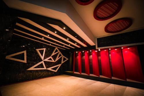 homansh galaxy hotel