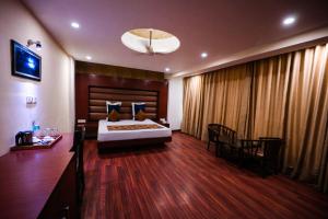 homansh galaxy hotel