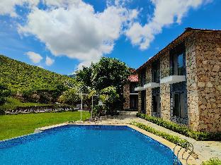 the divine hills resort udaipur