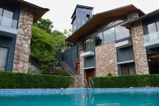 the divine hills resort udaipur