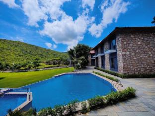 the divine hills resort udaipur
