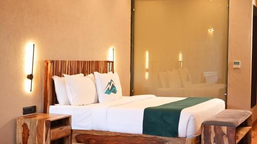 the divine hills resort udaipur