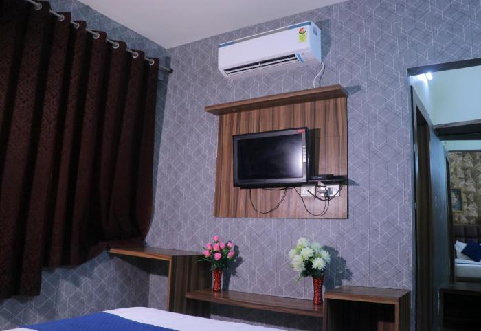hotel panache near shri krishna janmabhoomi temple