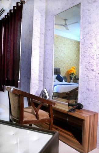hotel panache near shri krishna janmabhoomi temple