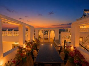 amoraya hotels and resorts