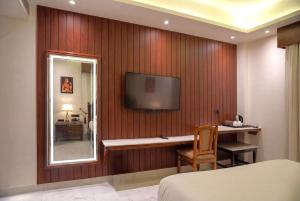 hotel prahlad inn