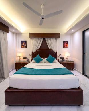 hotel prahlad inn