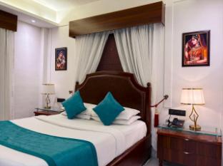 hotel prahlad inn