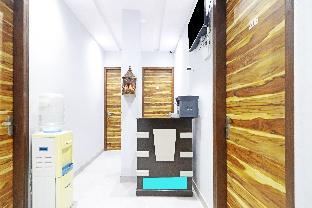 Twamev Couple Friendly Rajouri Garden By The Arrow,,4 star