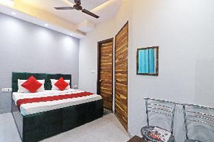 twamev couple friendly rajouri garden by the arrow