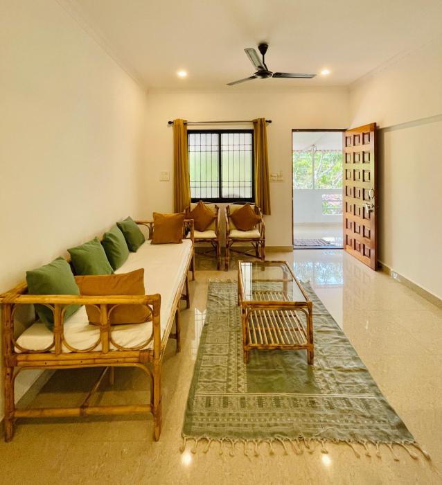 aamra ghar by evaddo stays