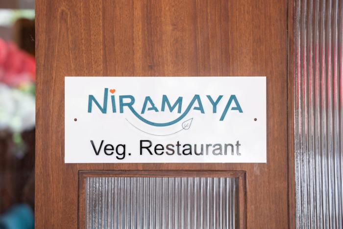 zip by spree hotels dwarka