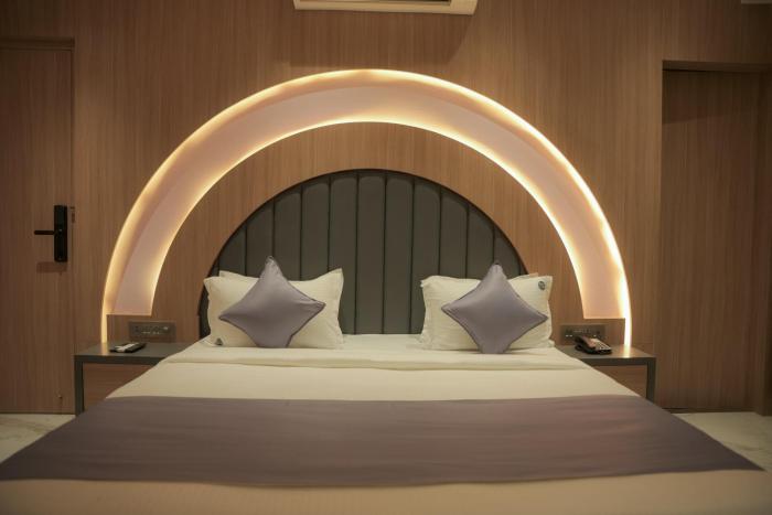 zip by spree hotels dwarka
