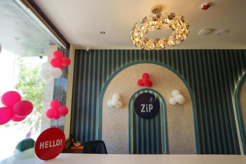 zip by spree hotels dwarka
