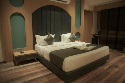 zip by spree hotels dwarka