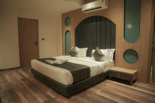 zip by spree hotels dwarka
