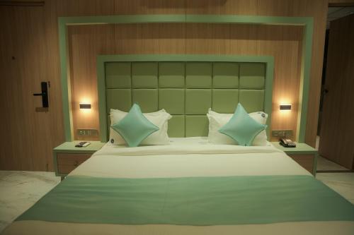 zip by spree hotels dwarka