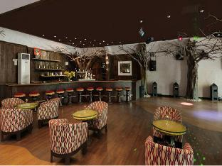 golden palms hotel and spa bangalore
