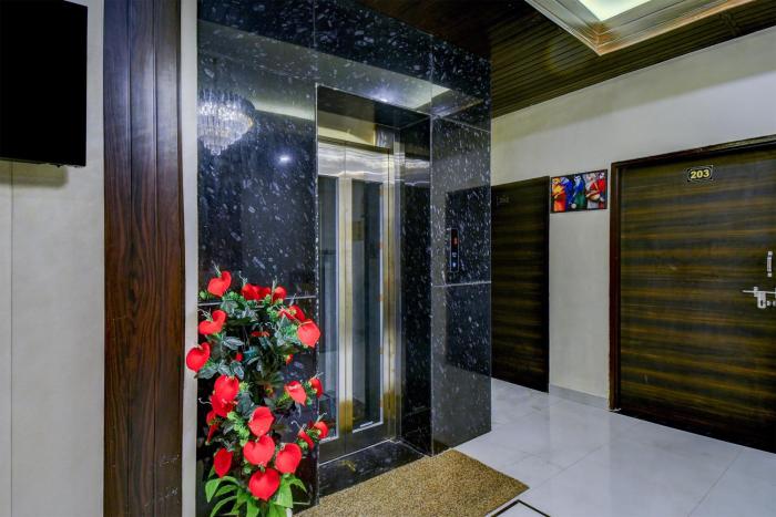 hotel o lakshya inn