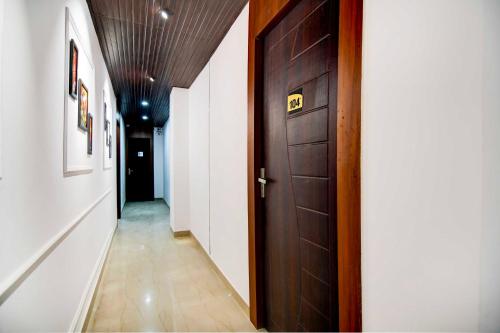 hotel o chinar park near airport