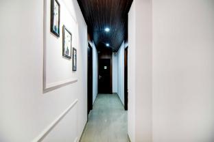 hotel o chinar park near airport