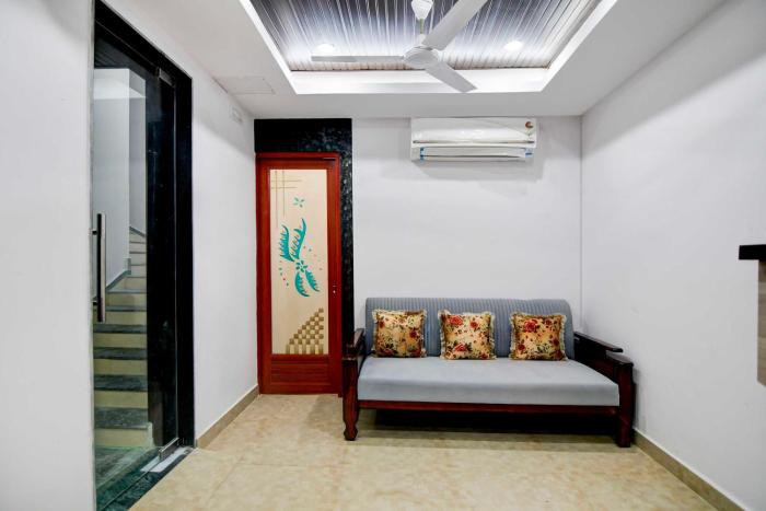 hotel o chinar park near airport