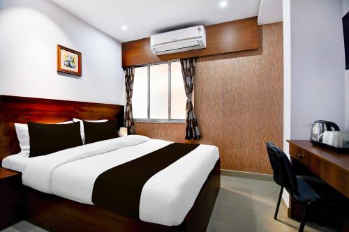 hotel o chinar park near airport